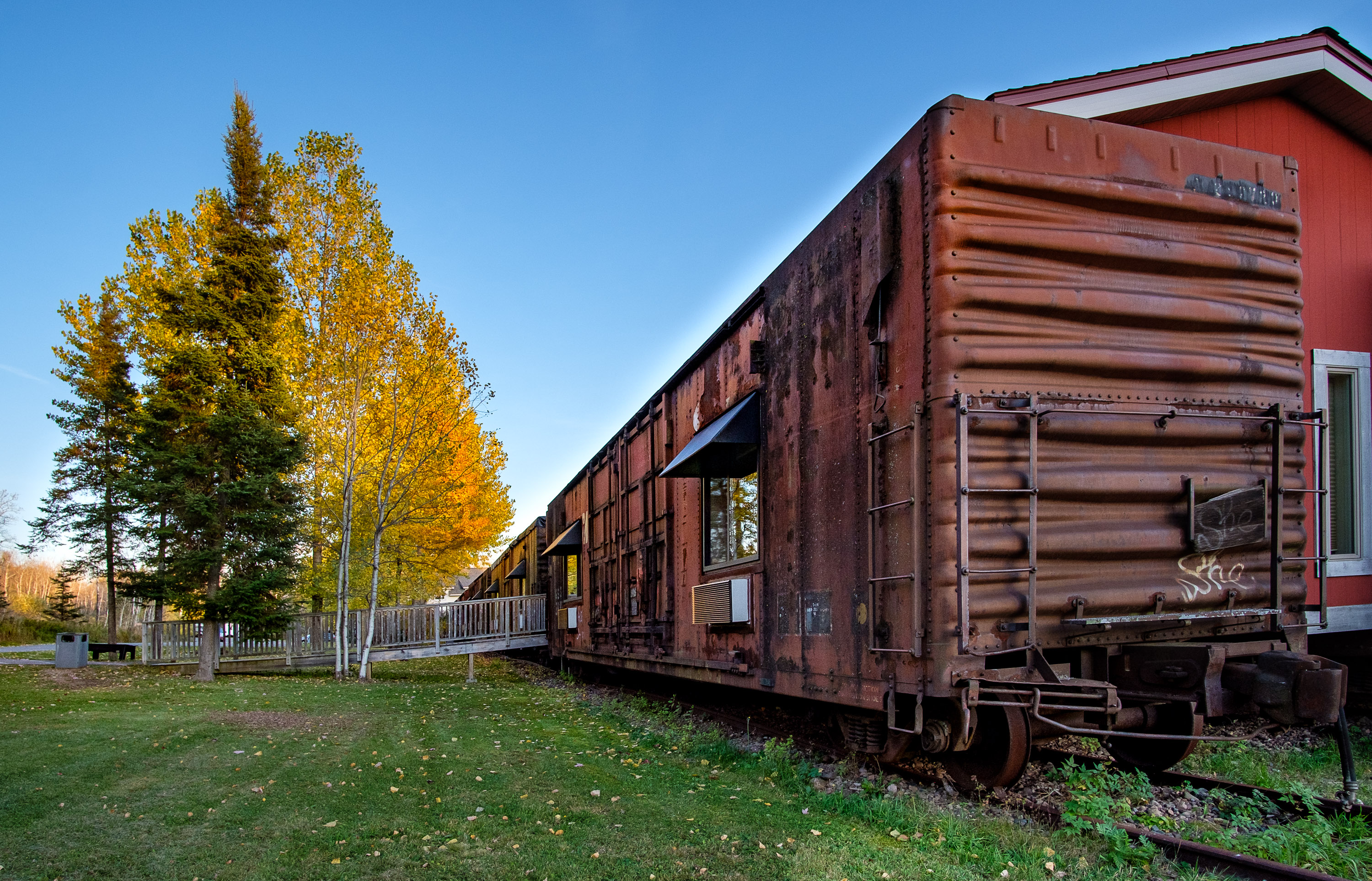 Northern Rail Traincar Inn